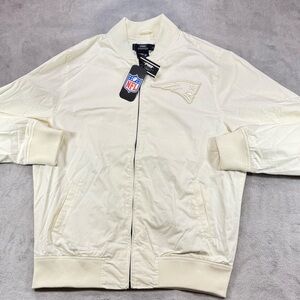 NWT NFL New England Patriots Pro Standard Bomber Jacket Ivory Size XL 🔥
